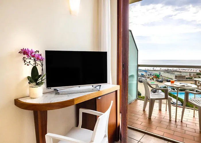 Hotel Bellevue - Sul Mare 4*